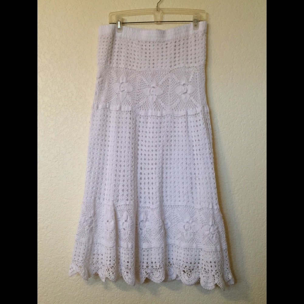 White crocheted skirt